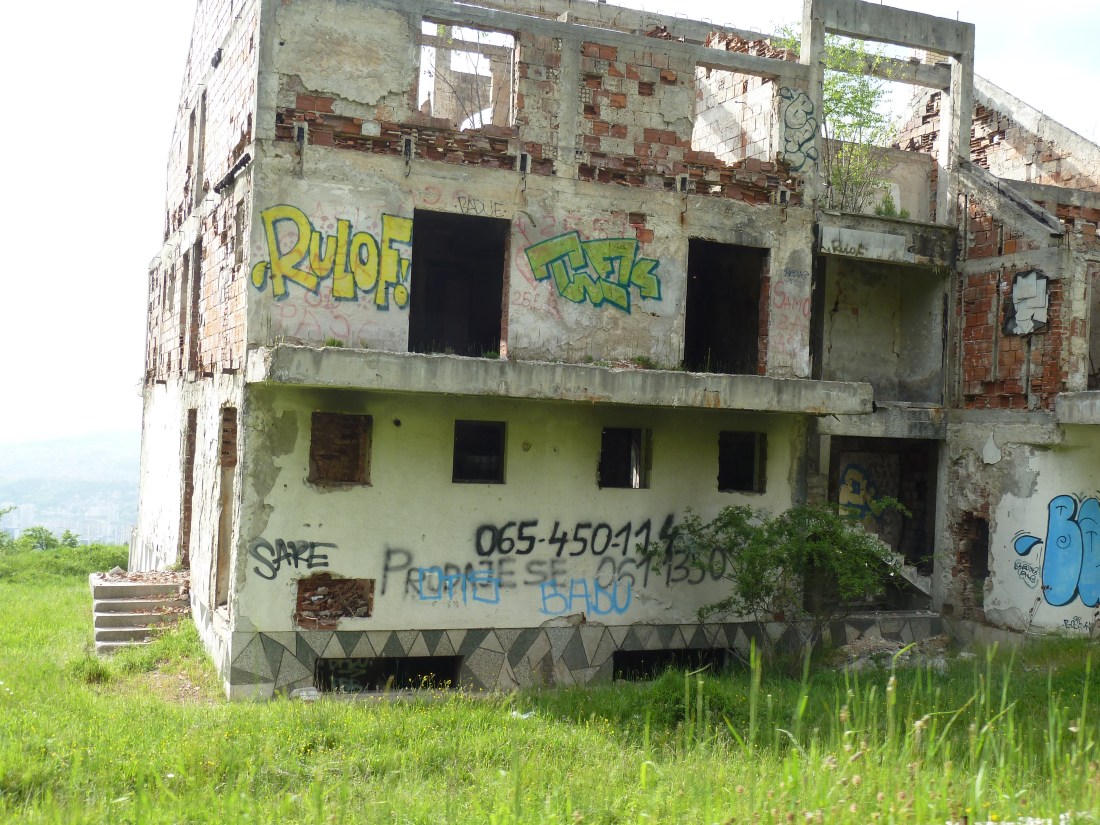 bombed-building-Sarajevo-Bosnia