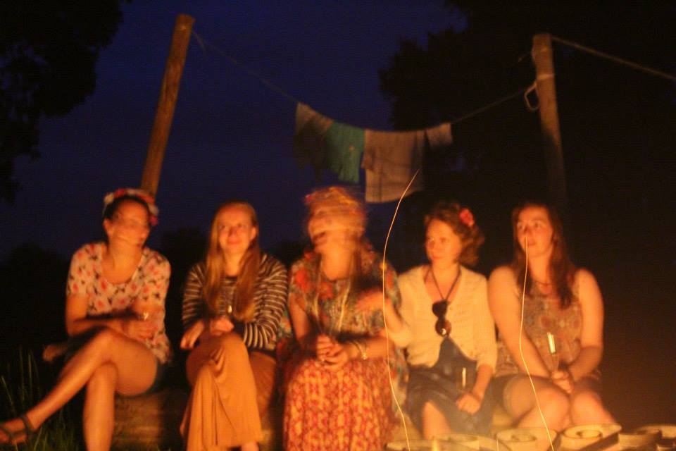 Oh I do like to be beside a campfire